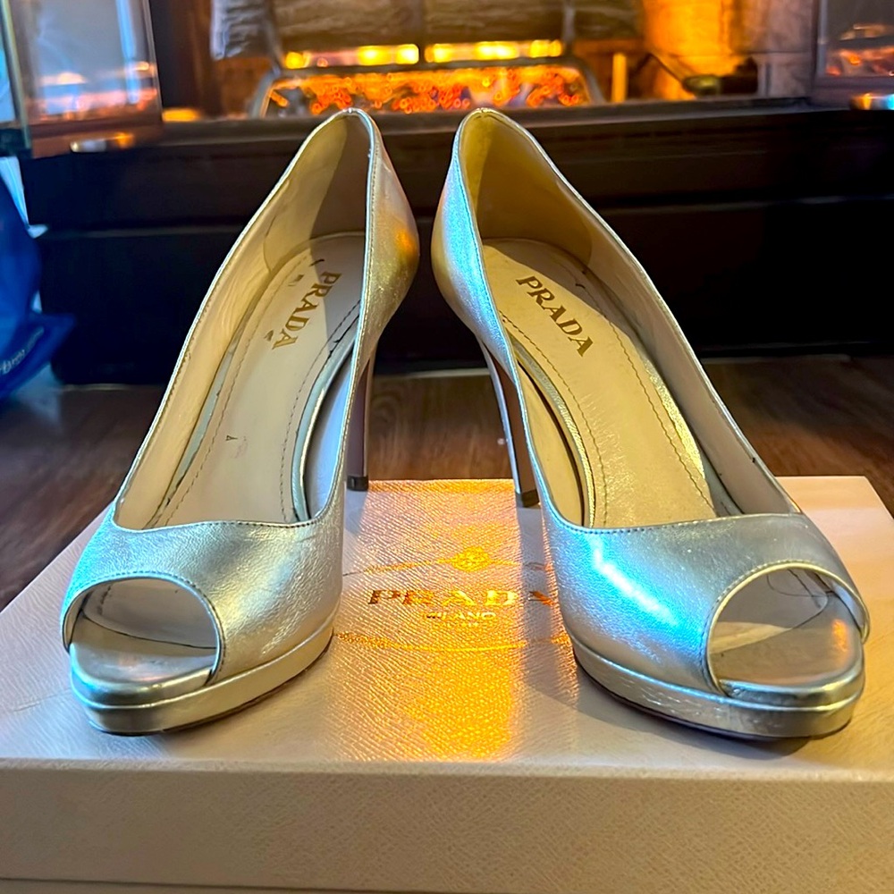 Ladies Prada bright gold platform, 4 inch heal.